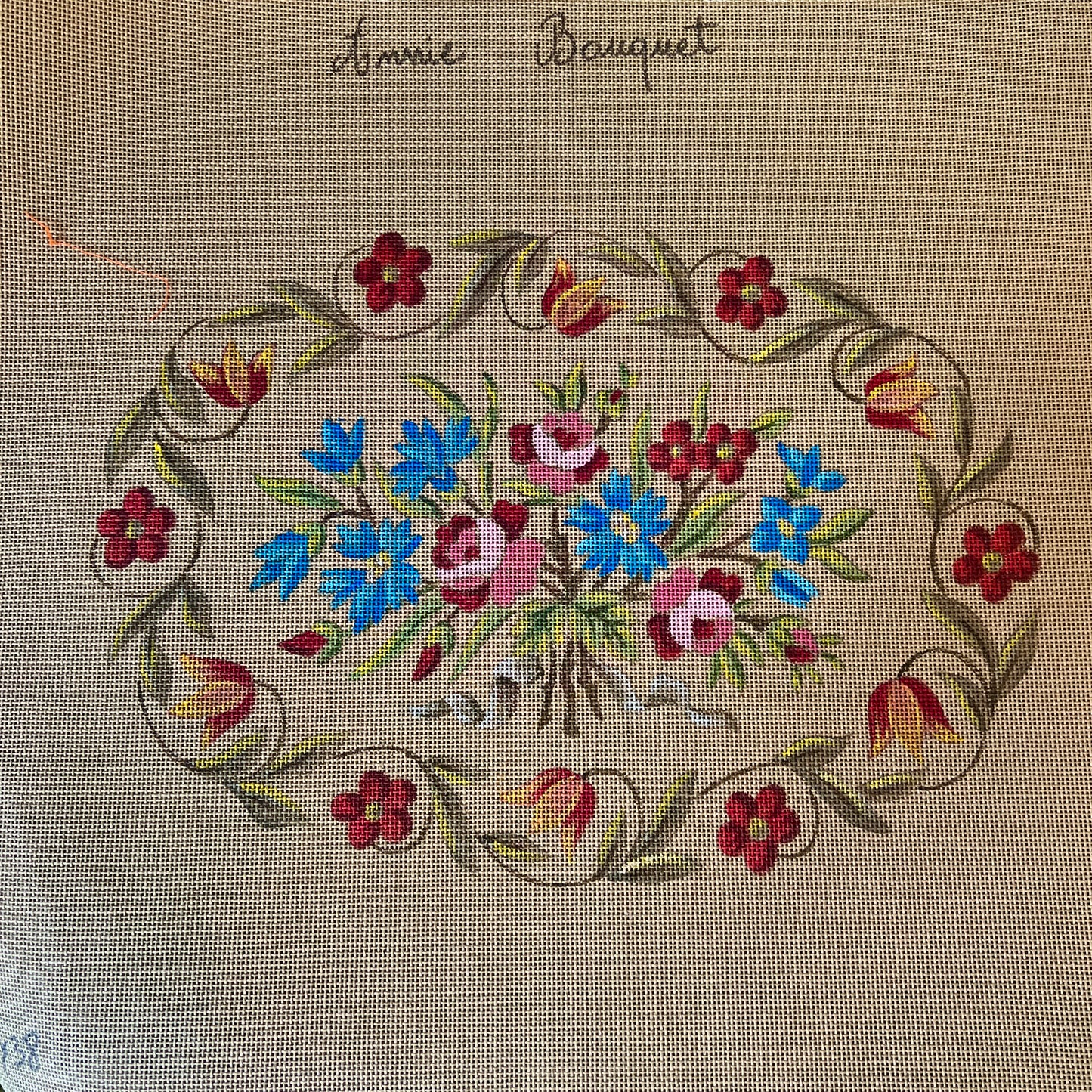 BOUQUET EN COURONNE
