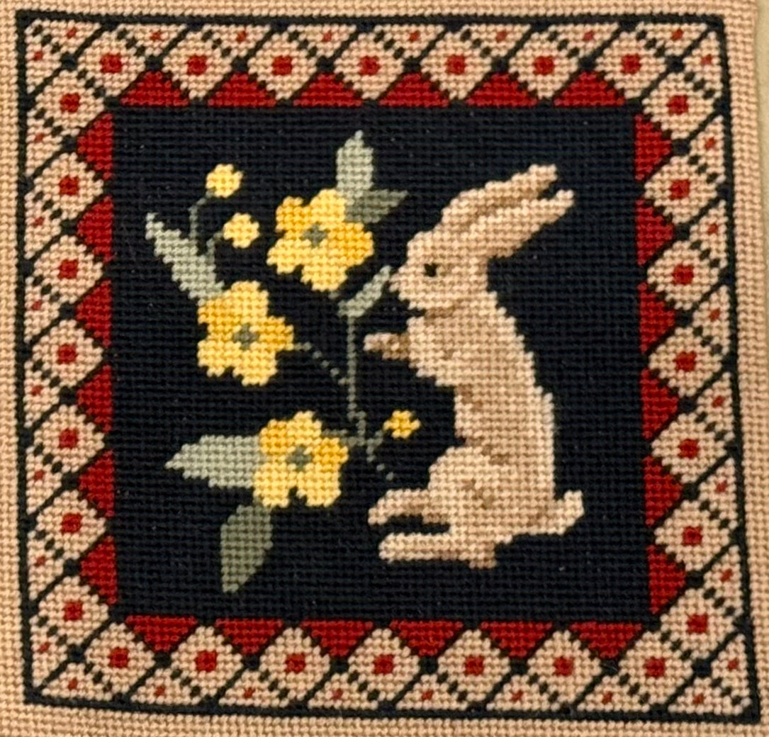 Le Lapin aux Fleurs Jaunes - Annie Bouquet, Tapisserie De France
