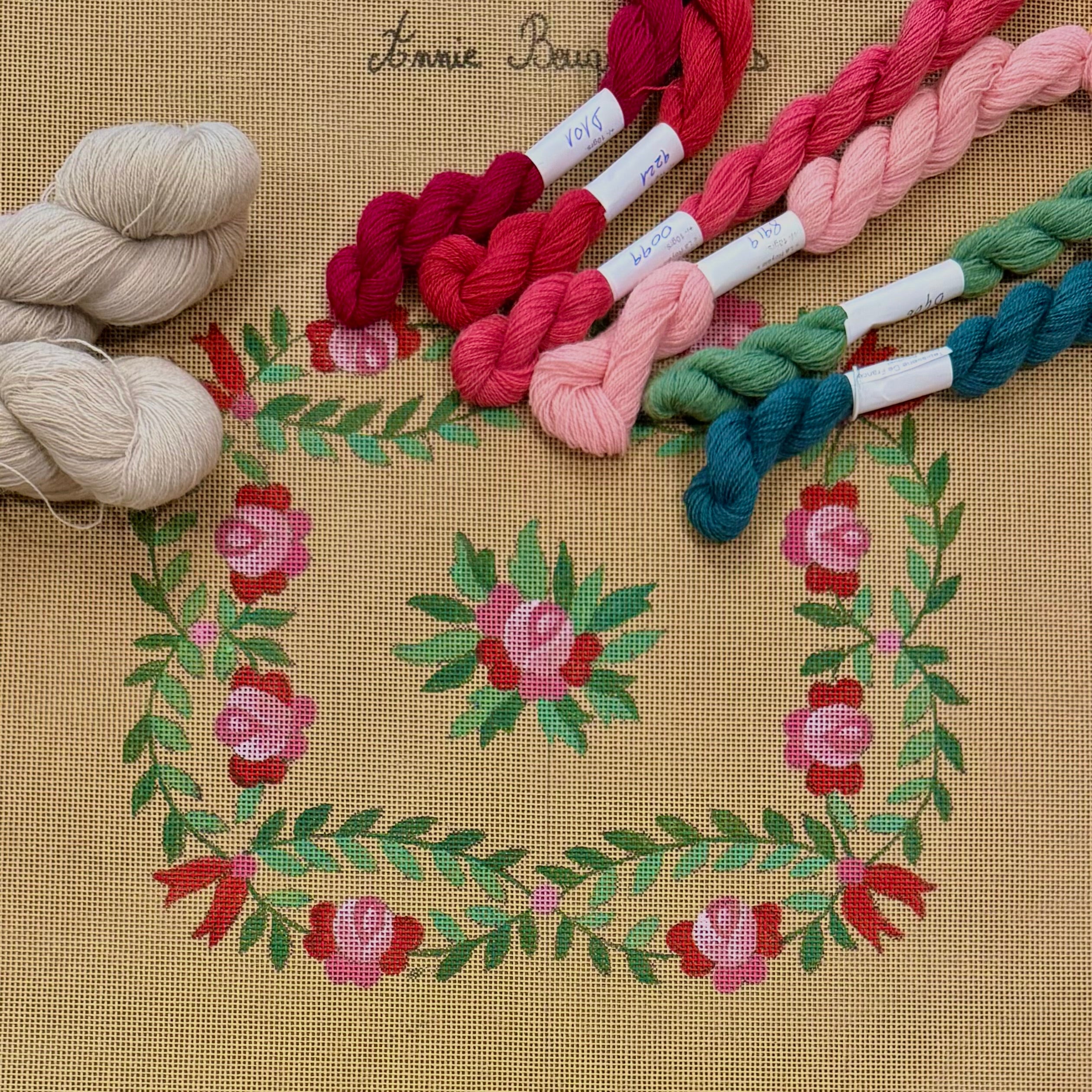 DANS L'OMBRE DES ROSES