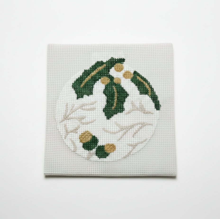 "LEGEND OF WHITE HOLLY" BALL