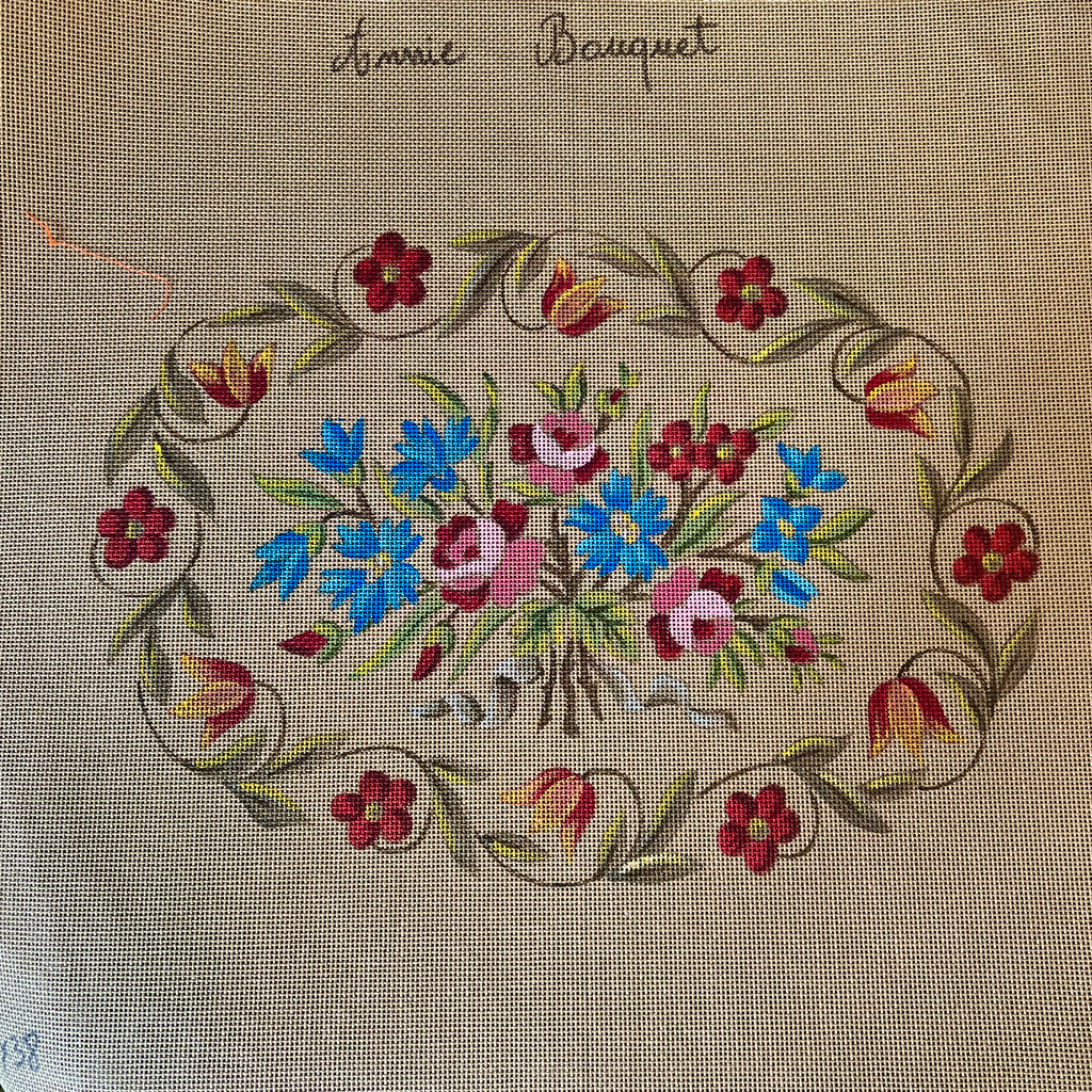 BOUQUET EN COURONNE