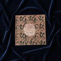 LA ROSE SUR TREILLE (01170a)